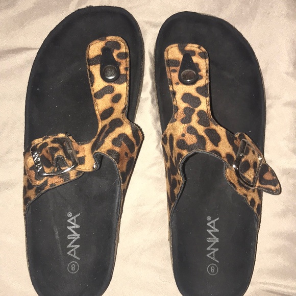 Comfy sandals - Picture 1 of 4
